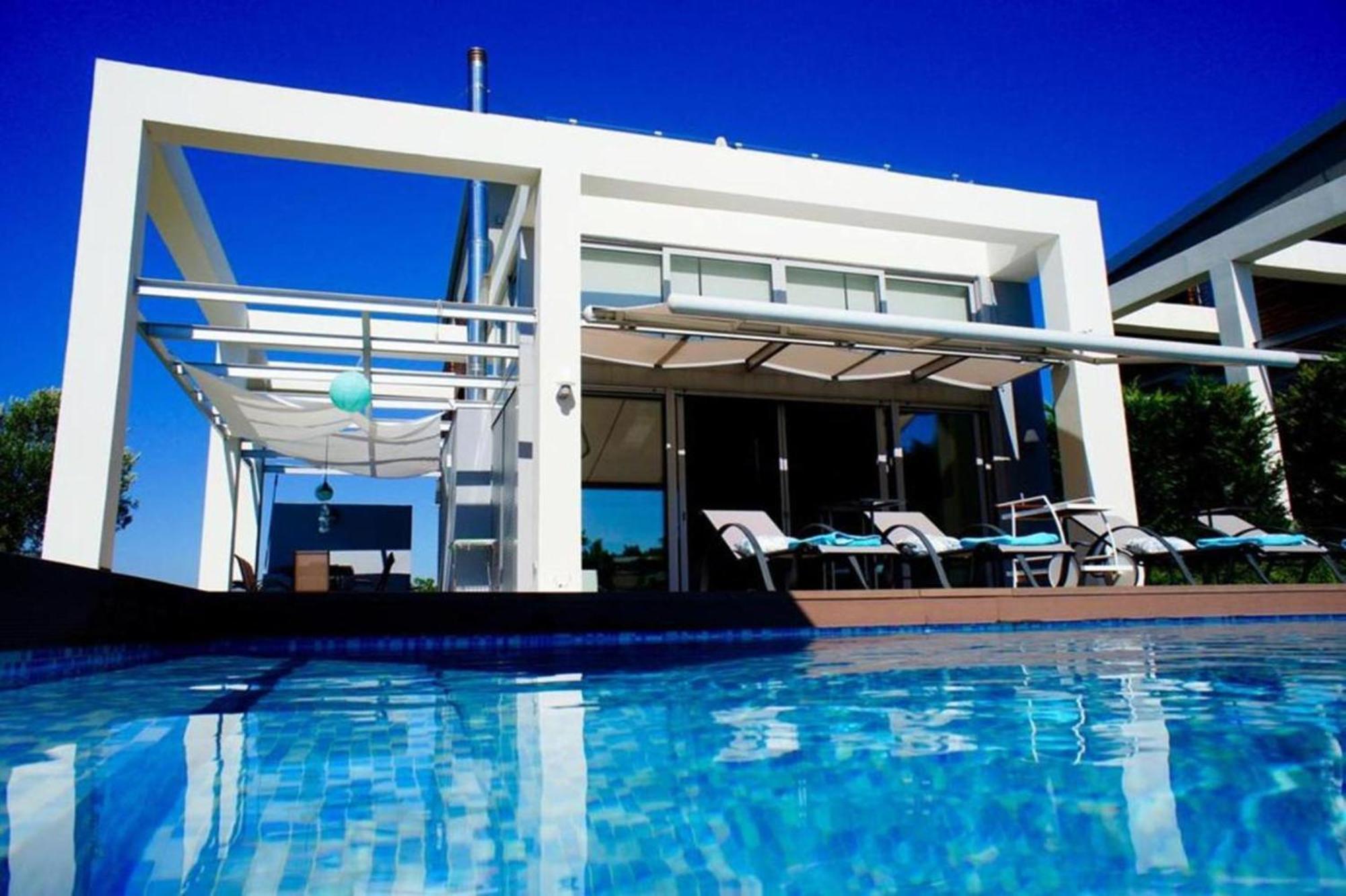 Island Villa Sani Sea View Bagian luar foto